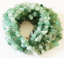 Load image into Gallery viewer, Light Green Agate stone Chips Double Wrap Cluster Bracelet
